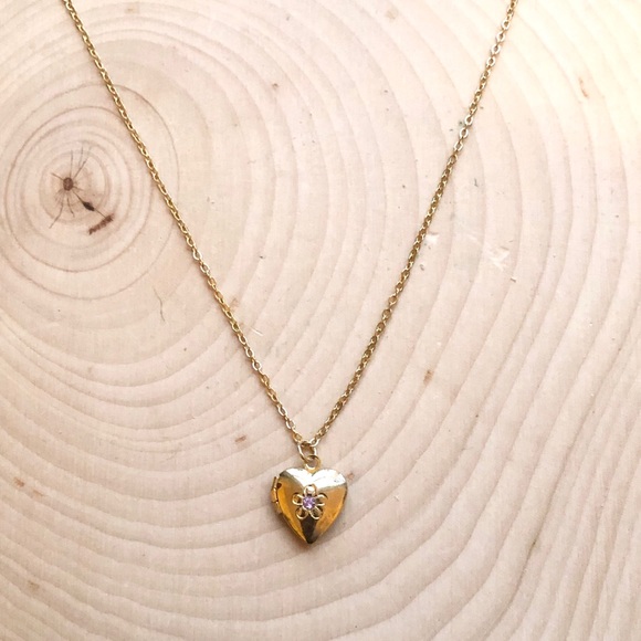 NEW Free People Vintage Heart Locket Necklace Gold - Picture 3 of 8